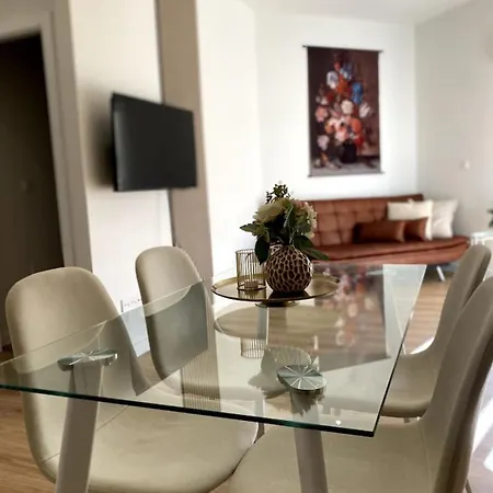 Casa Anna Dos Centrum * تورّيفيِخا